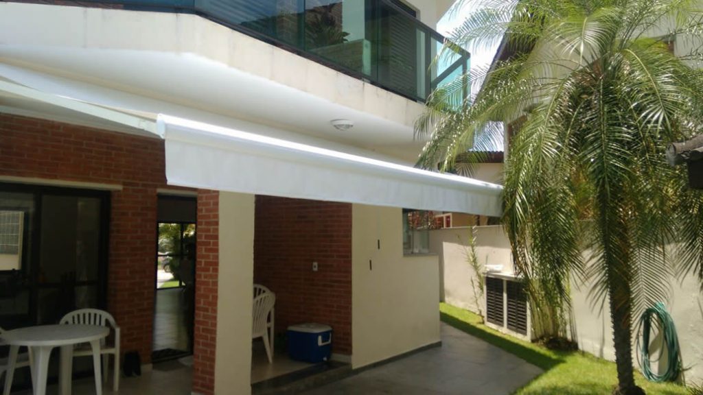 Valorizando seu Espaço com Toldos e Coberturas em Bertioga, SP!
